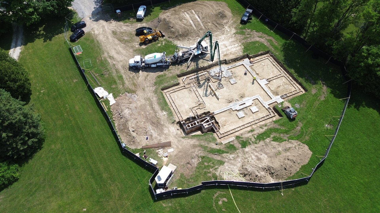 Luxury Custom Home in Loretto, Ontario