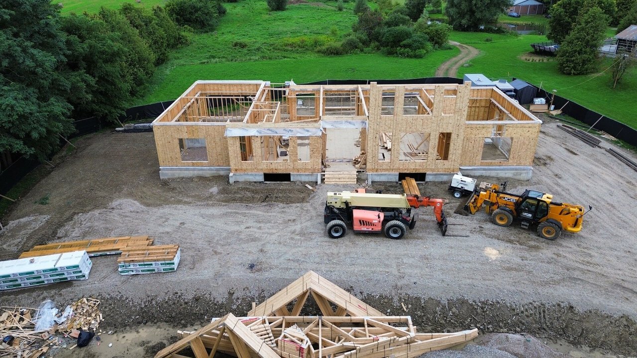 Luxury Custom Home in Loretto, Ontario