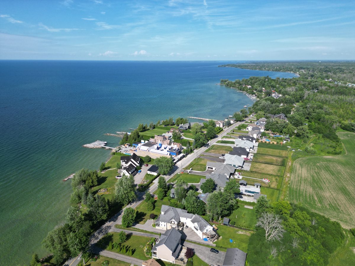 Lakeside community along the Lake Simcoe shoreline